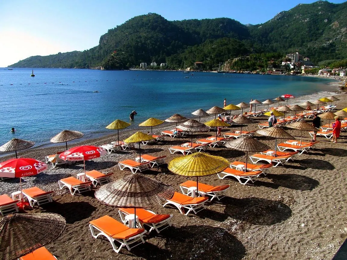 Serena Suites Turunc Apartman
