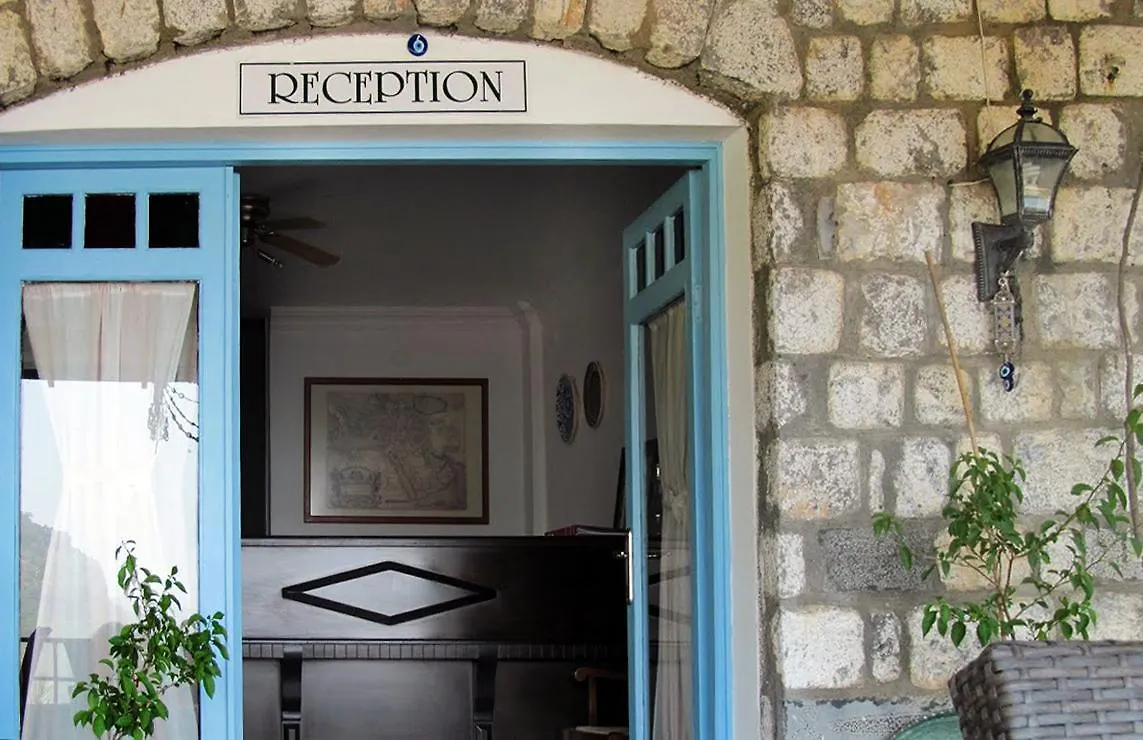 Serena Suites Turunc Apartman