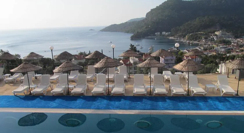 Serena Suites Turunç Appartement